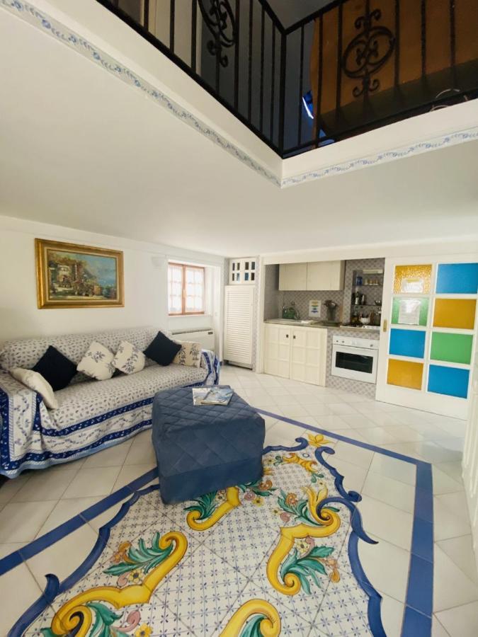 Central Apartment Le Botteghe Capri Eksteriør bilde